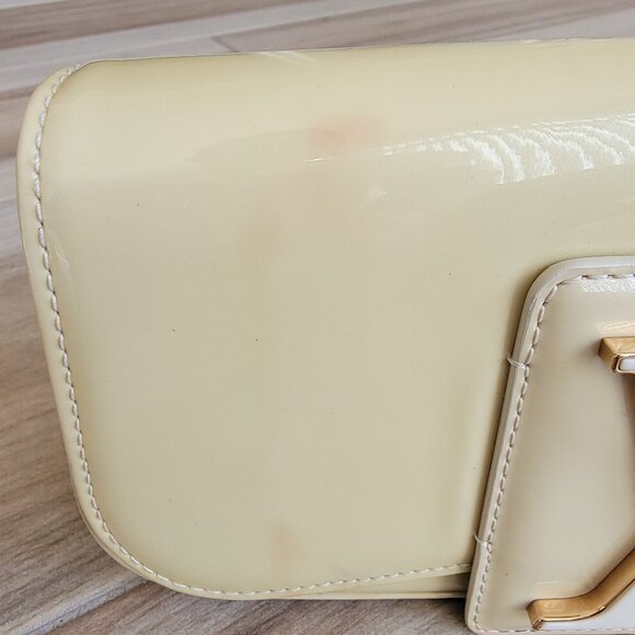 Louis Vuitton Sobe Champaigne Vernis  Patent Leather Clutch - Picture 2 of 13
